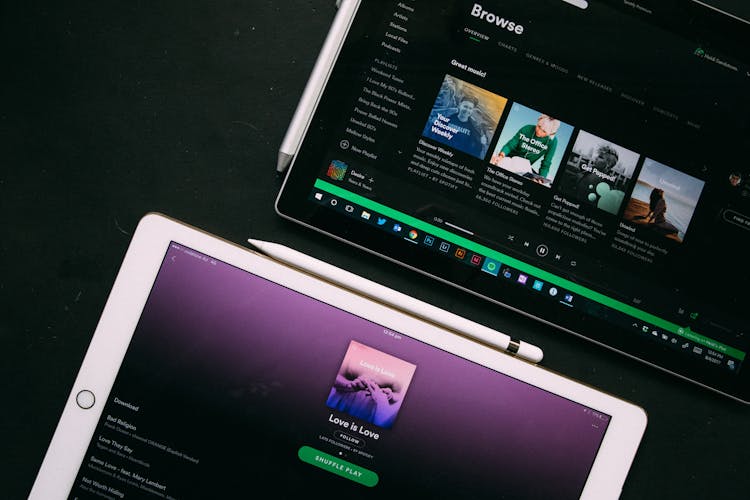 Battling the Fake Stream Epidemic: A Wake-Up Call for the Music Industry